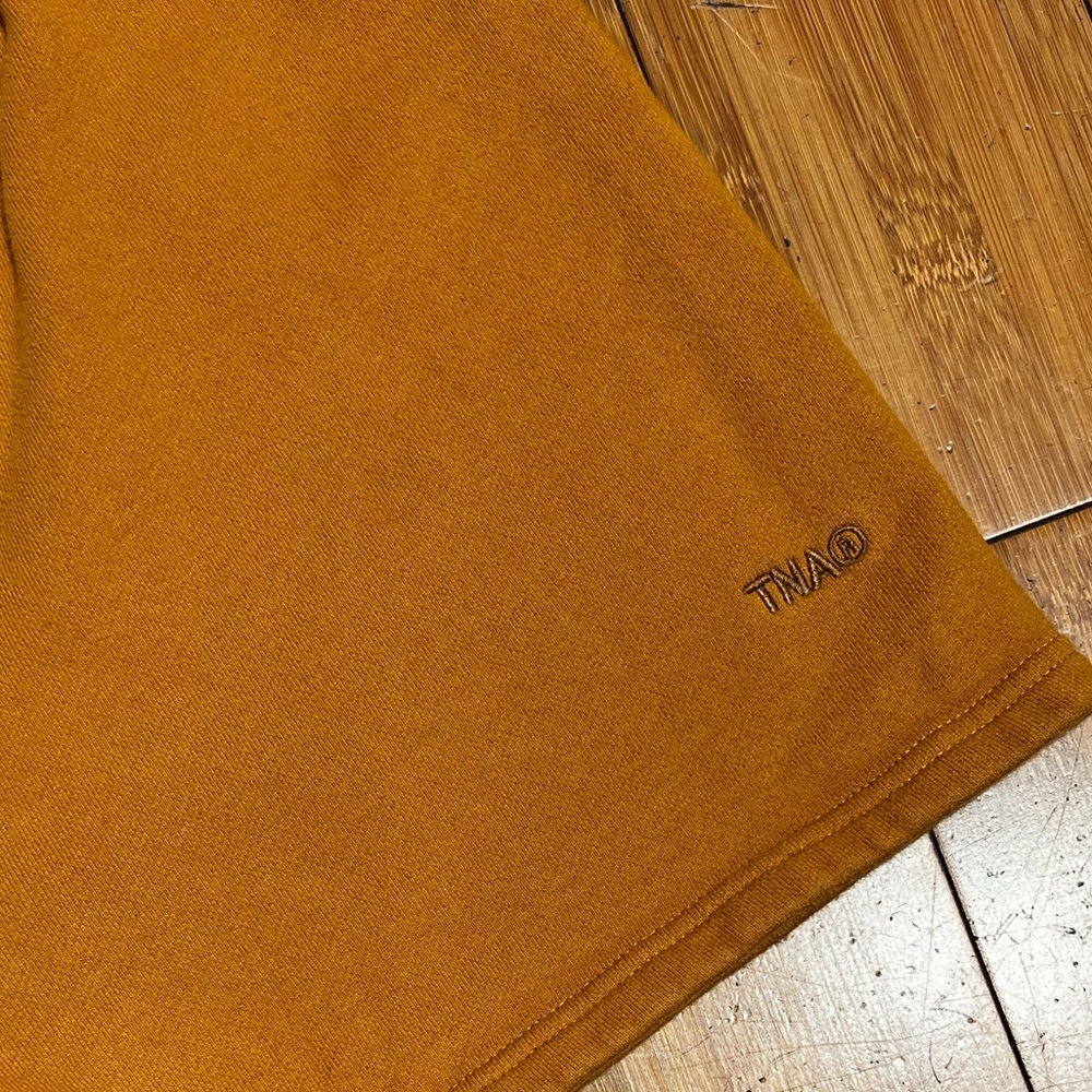 Aritzia TNA Cozy Fleece Perfect Fit Shorts Size M - Picture 4 of 14